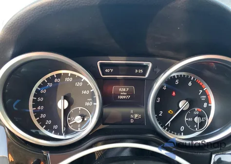 2015 Mercedes-Benz Ml 350 z USA, uszkodzony, nr VIN 4JGDA5JBXFA563499